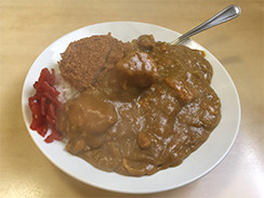 メンチカツカレー