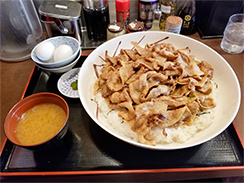 ギガスタミナ丼